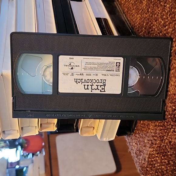 VHS TAPE - Picture 3 of 4